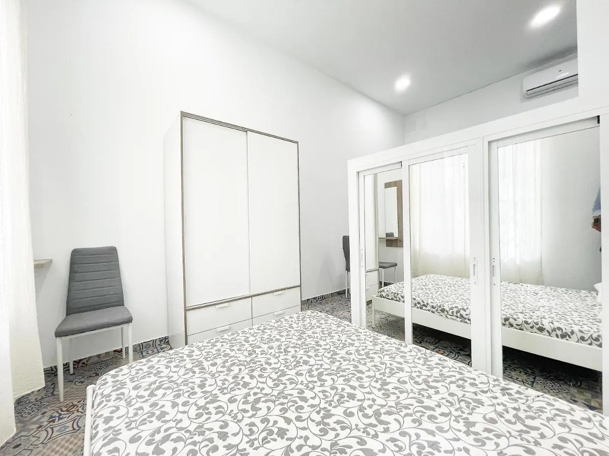Apartamento Precioso loft en el corazón de triana Sevilla